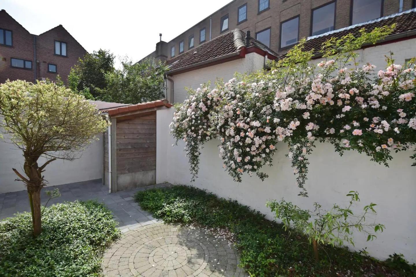 Brugse Charme Met Tuin Aan Het Water 8p Vakantiehuis Brugge