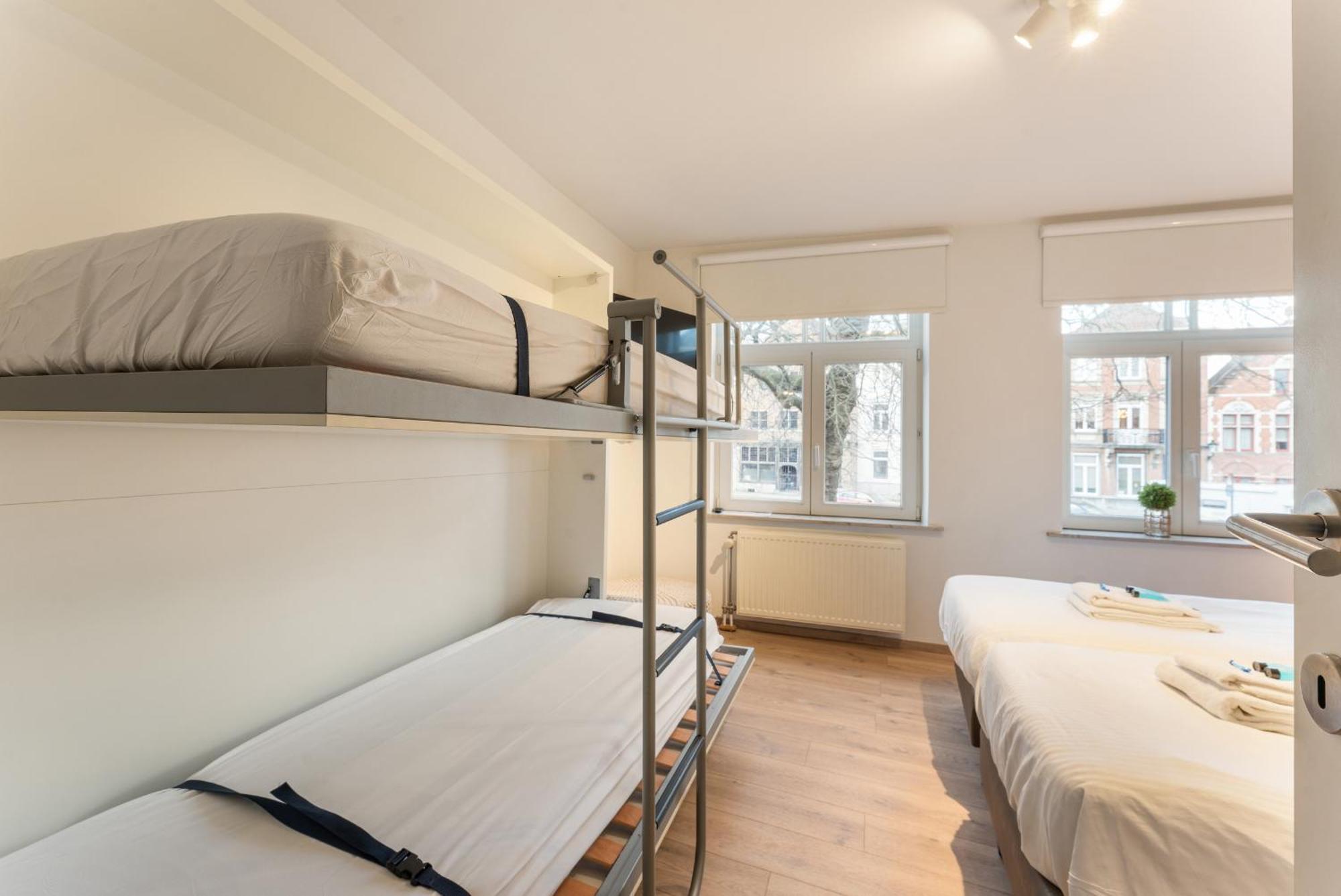Brugse Charme Met Tuin Aan Het Water 8p Vakantiehuis *
